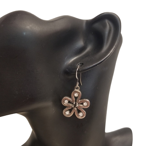 VINTAGE NICKEL SILVER GROOVY FLOWER DROP EARRINGS - Picture 1 of 5